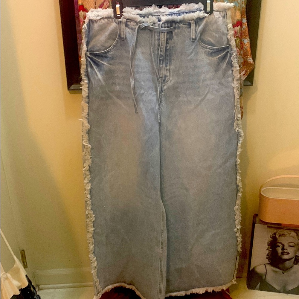 Classic Light Blue Straight Leg Jeans with whisker fringe detail! Brand New!
